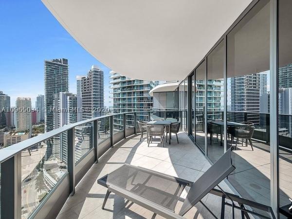 Brickell Flatiron, 1000 Brickell Plz #2101, Miami, Florida 33131, image 1