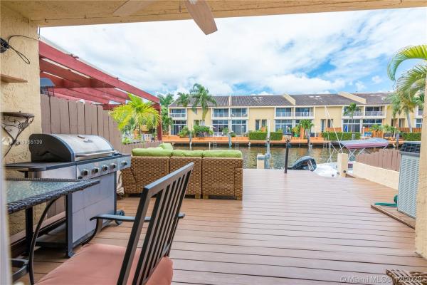 Beach Club Villas, 3921 NE 167th St #21, North Miami Beach, Florida 33160, image 2