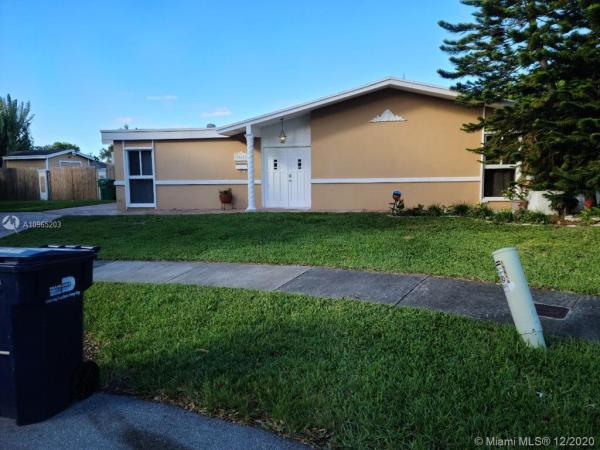 Bel Aire, 18610 SW 94th Ct, Cutler Bay, Florida 33157, image 2