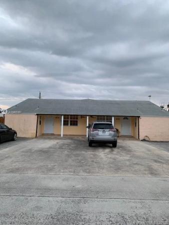 Greenbrier, 4200 Park Ln, Lake Worth, Florida 33406, image 2