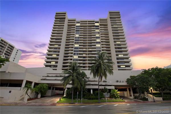 Club Atlantis, 2555 Collins Ave #907, Miami Beach, Florida 33140, image 2