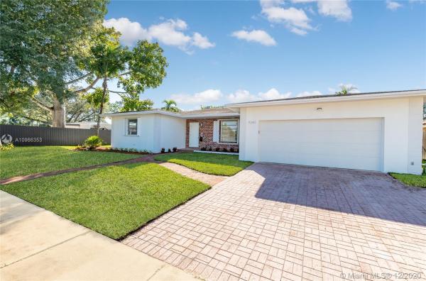 Kendall Sunset Homes, 9240 SW 76th Ter, Sunset, Florida 33173, image 2