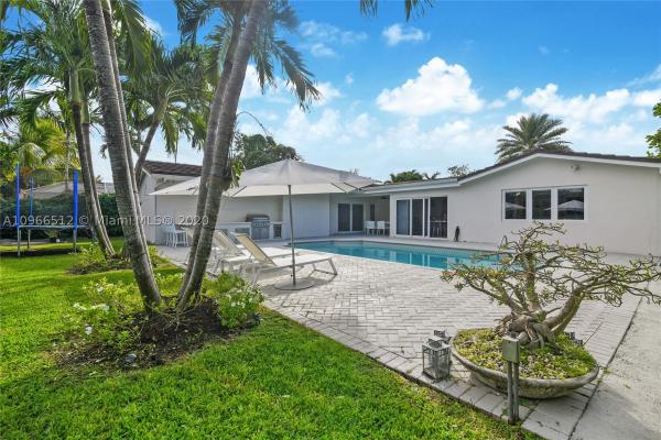 Highland Oak Gardens, 20405 NE 22nd Pl, Ojus, Florida 33180, image 2