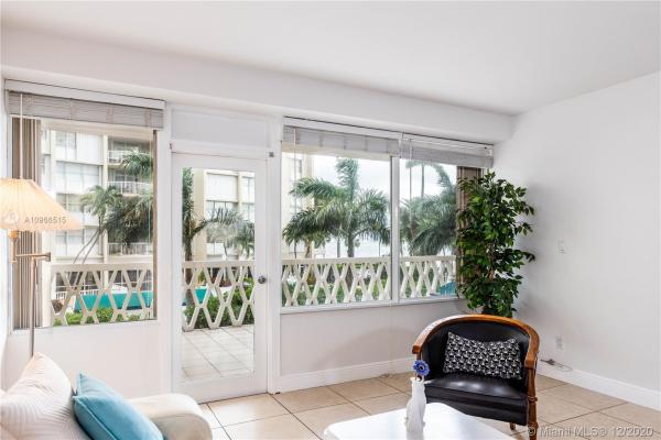 Point View, 1430 Brickell Bay Dr #202, Miami, Florida 33131, image 2