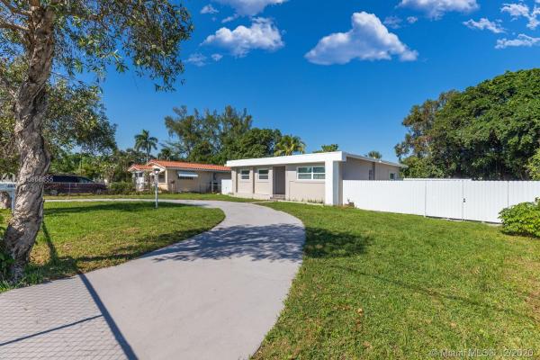 Sunny Acres, 1055 NE 144th Th St, North Miami, Florida 33161, image 2