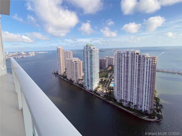 Met 1, 300 S Biscayne Blvd #PH-4002, Miami, Florida 33131, image 2