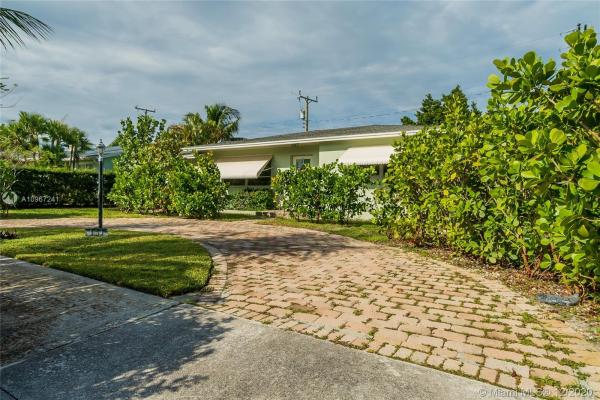 Lewis Shore Estates, 151 Gregory Rd, West Palm Beach, Florida 33405, image 2