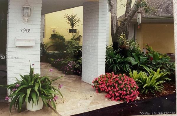 N & M Townhouse, 7522 SW 58th Ave #7522, South Miami, Florida 33143, image 2