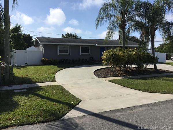 Palm Beach Cabana Colony, 3710 Gull Rd, Palm Beach Gardens, Florida 33410, image 2