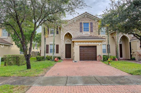 Catalina Isles, 961 SW 152nd Ct, Palmetto Estates, Florida 33194, image 2
