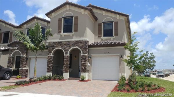 Artesa At Coco Palm Estates, 11441 SW 252nd Ter, Princeton, Florida 33032, image 2