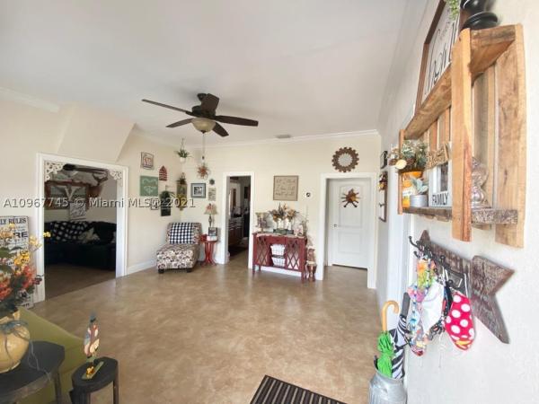 Sweetwater Groves, 11116 SW 2nd St, Sweetwater, Florida 33174, image 2