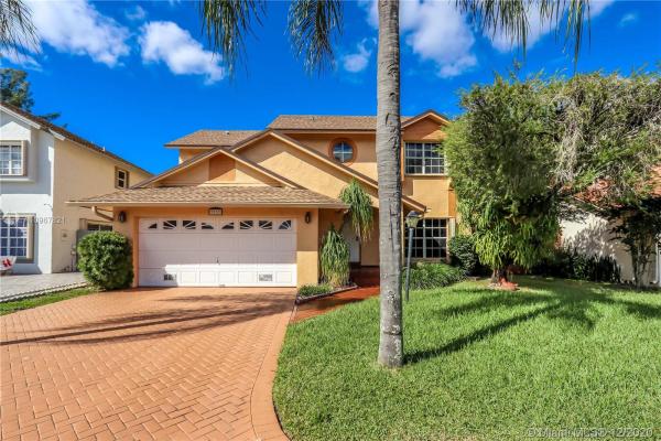 Country Lake Park, 7737 NW 187th Ter, Hialeah, Florida 33015, image 2