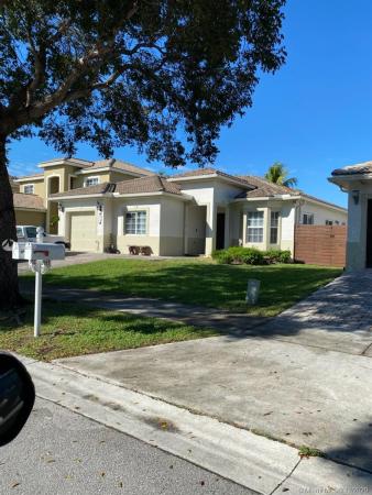 Pelican Bay At Old Cutler Lakes, 9027 SW 211th Ln, Cutler Bay, Florida 33189, image 2