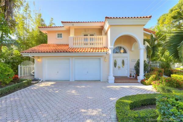 Coral Gables Country Club, 4002 Anderson Rd, Coral Gables, Florida 33146, image 2