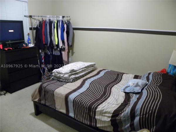 Tesoro At Forest Lakes, 9650 SW 164th Ave, The Hammocks, Florida 33196, image 2