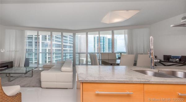 Icon Brickell Tower 2, 495 Brickell Ave #2104, Miami, Florida 33131, image 2