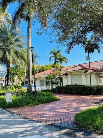 Michelle Woods, 12382 SW 99th St, The Crossings, Florida 33186, image 2