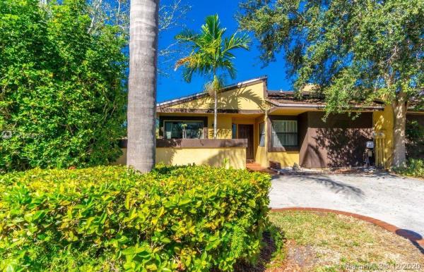 Woodridge At The California Club, 1009 NE 204th Ln, Ives Estates, Florida 33179, image 2
