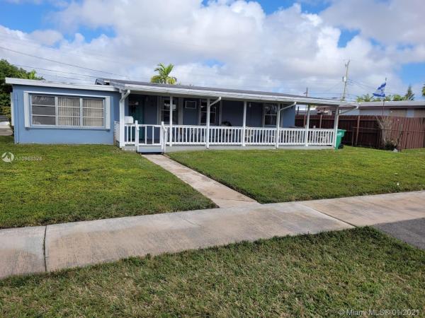 Westwood Lakes Residential, 11435 SW 43rd Ter, Westwood Lakes, Florida 33165, image 2