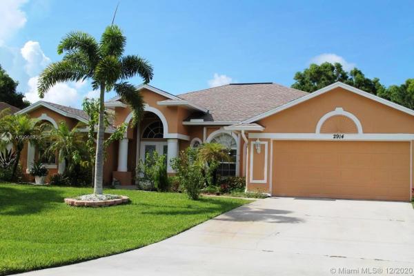 2914 SW Boxwood Cir, Florida 34953, image 2