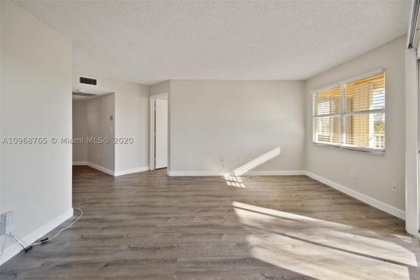 Centergate, 2248 SE 27th Dr #205-D, Homestead, Florida 33035, image 2