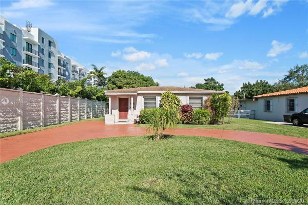 Coral Way Manor, 6537 SW 23rd St, West Miami, Florida 33155, image 2