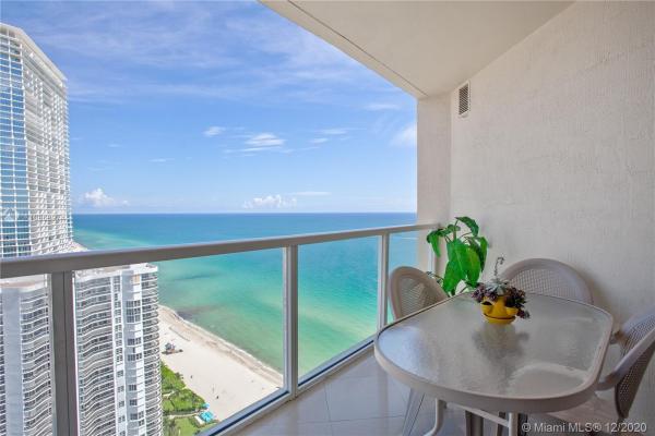 La Perla, 16699 Collins Ave #3605, Sunny Isles Beach, Florida 33160, image 2