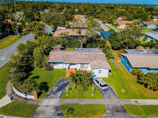 Kendall Sunset Homes, 9655 SW 78th St, Sunset, Florida 33173, image 2