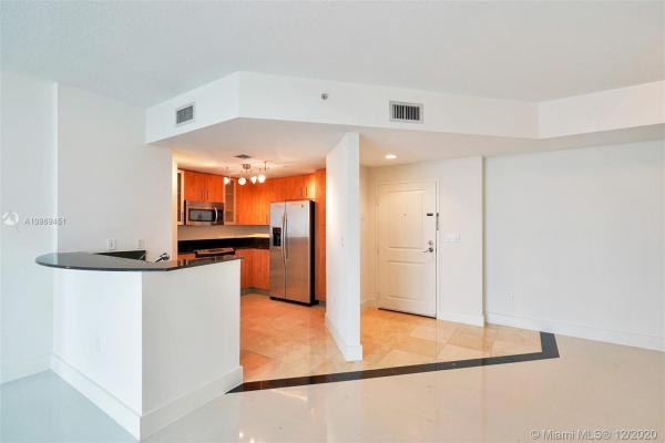 360, 7900 Harbor Island Dr #518, North Bay Village, Florida 33141, image 2
