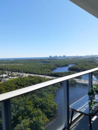 The Harbour South Tower, 16385 Biscayne Blvd #2418, North Miami Beach, Florida 33160, image 1