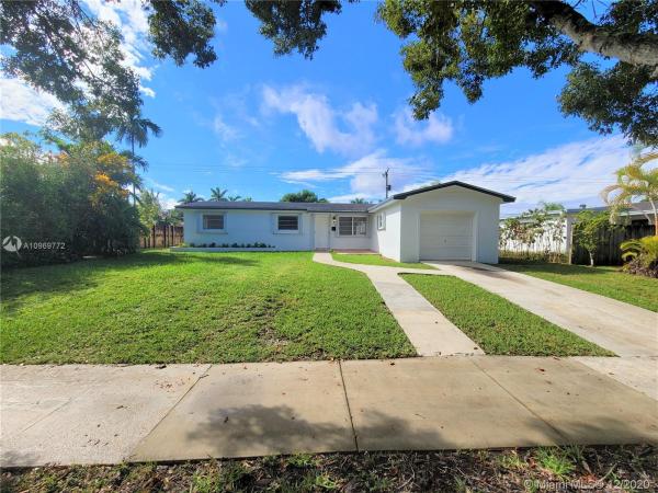 Whispering Pines Estates, 19520 Whispering Pines Rd, Cutler Bay, Florida 33157, image 2