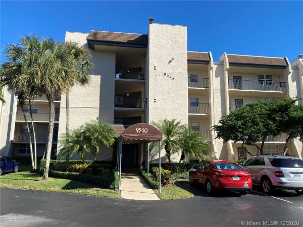 Lagoon Place, 9340 Lagoon Pl #401, Davie, Florida 33324, image 2