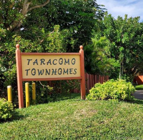 Taracoma Townhomes, 13771 SW 84th St #E, Kendale Lakes, Florida 33183, image 2