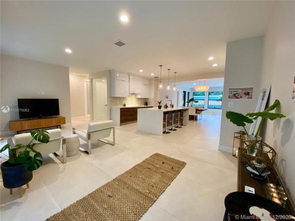 Dunnings Miami Shores, 78 NW 107th St, Miami Shores, Florida 33168, image 2