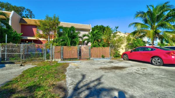Culmer Villas, 631 NW 10th St, Miami, Florida 33136, image 2