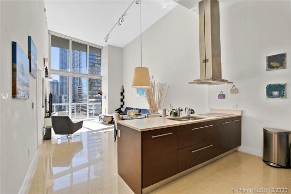 Icon Brickell Tower 2, 495 Brickell Ave #1409, Miami, Florida 33131, image 2