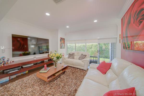 North Bay Island, 7530 Coquina Dr, North Bay Village, Florida 33141, image 2