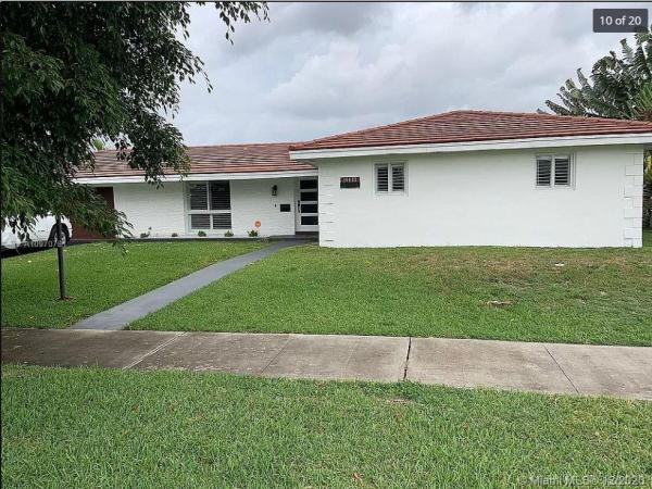 Palmetto Country Club Estates, 15621 Palmetto Club Dr, Palmetto Estates, Florida 33157, image 2