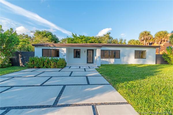 2349 NE 173rd St, North Miami Beach, Florida 33160, image 2