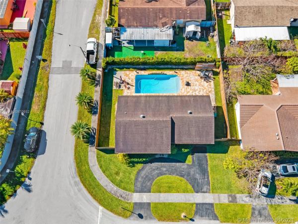 Monique, 6532 SW 106th Ave, Sunset, Florida 33173, image 2