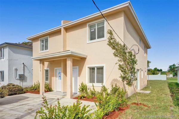 Dixie Pines, 12215 SW 219th St, Goulds, Florida 33170, image 2