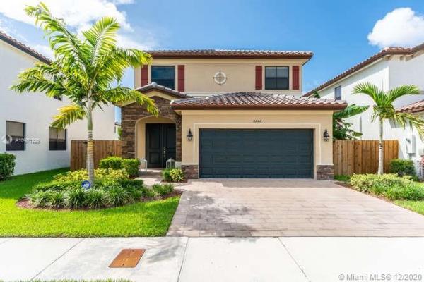 Artesa At Coco Palm Estates, 11772 SW 253rd St, Princeton, Florida 33032, image 2