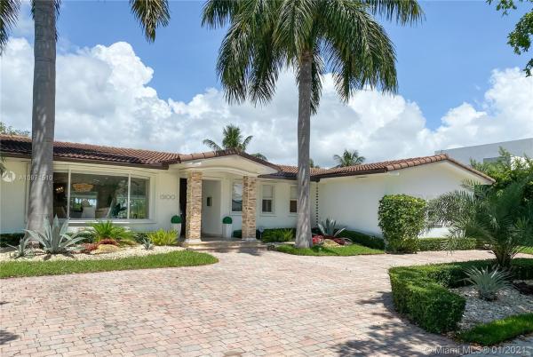 Keystone Island, 13100 Keystone Ter, North Miami, Florida 33181, image 2