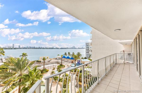 The Grandview Palace, 7601 E Treasure Dr #809, North Bay Village, Florida 33141, image 2