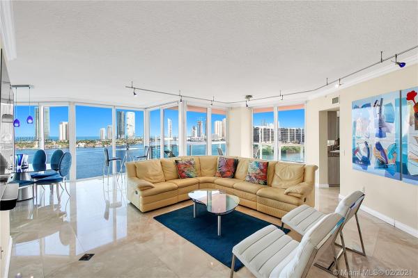 Hidden Bay, 3370 NE 190th St #1508, Aventura, Florida 33180, image 2
