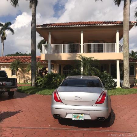 Biscayne Gardens, 395 NE 154th St, Golden Glades, Florida 33162, image 1