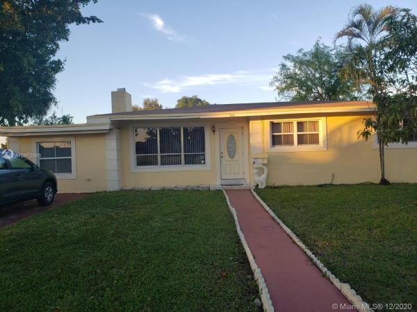 101 NE 191st St, Unincorporated Dade County, Florida 33179, image 2
