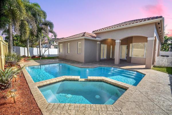Royal Griffin Estates, 11937 SW 47th St, Cooper City, Florida 33330, image 2