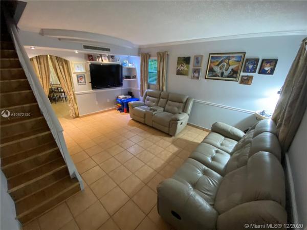 Villa Rosa, 10815 SW 4th St, Sweetwater, Florida 33174, image 2